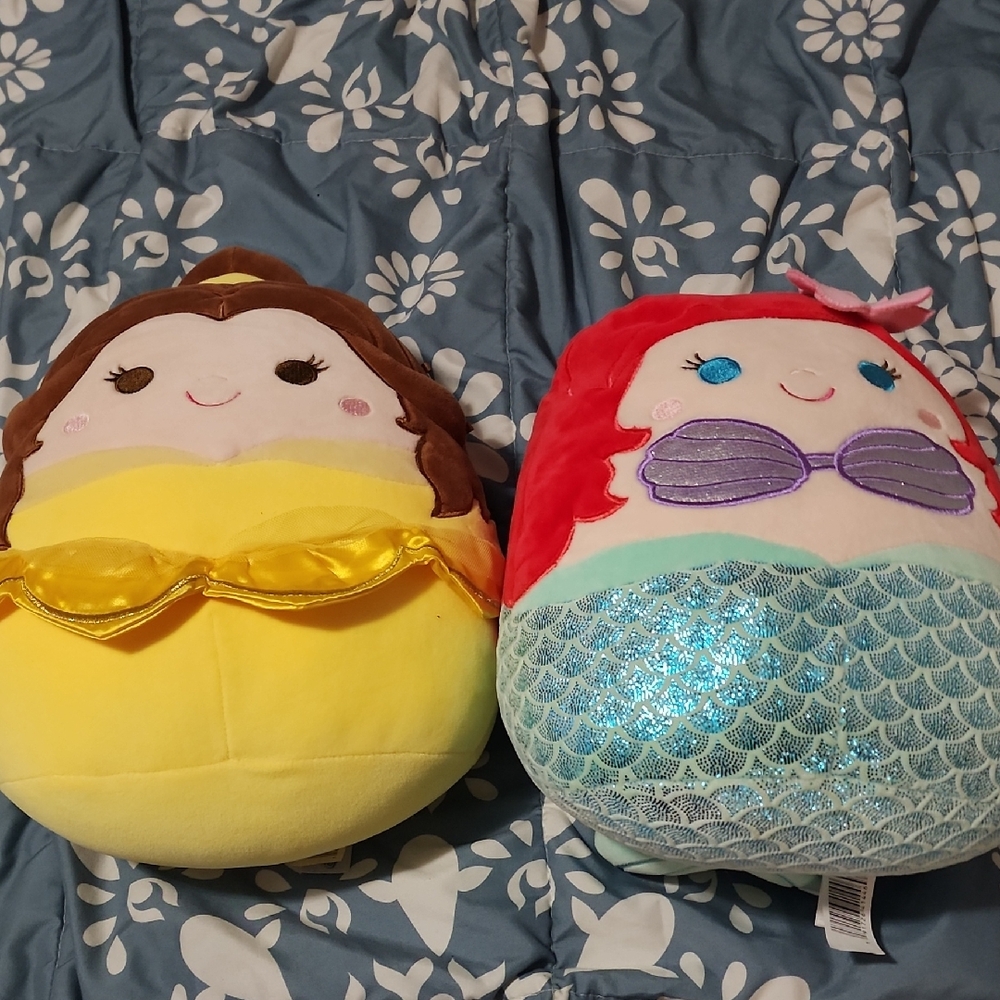 2 squishmallows  Princess Plush Set - Yellow and Red